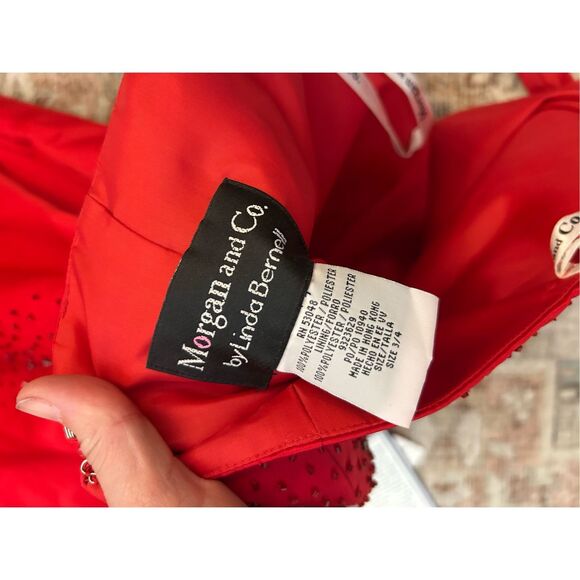 Morgan and Co. by Linda Bernell NWT Red Halter Mermaid Dress, Sz 4, MP $179 - Picture 8 of 9